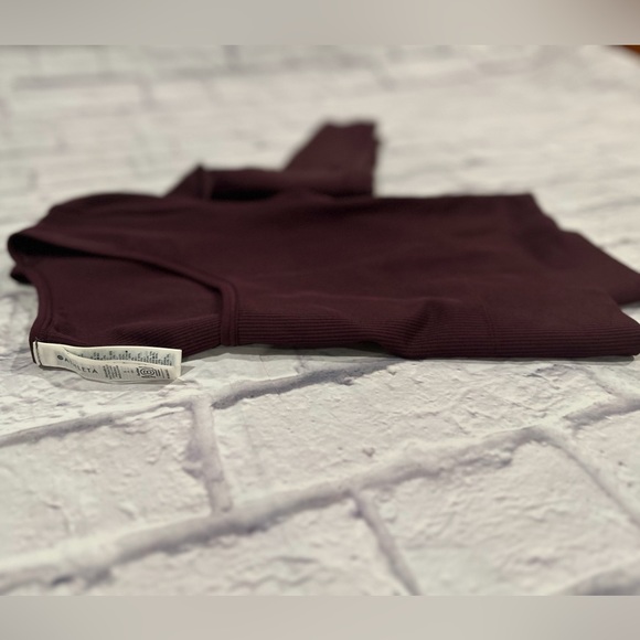 Athleta Aurora Seamless Top Small - Picture 8 of 10